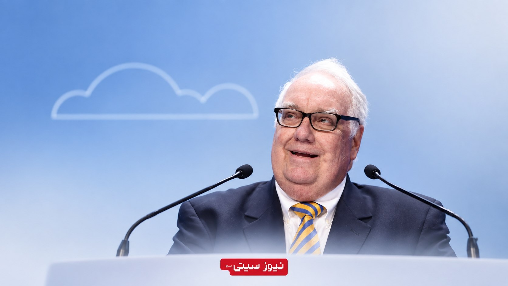 هاوارد جی. بافت، مدیرعامل بنیاد Howard G. Buffett Foundation، در حال سخنرانی در کنفرانس بازسازی اوکراین در لندن